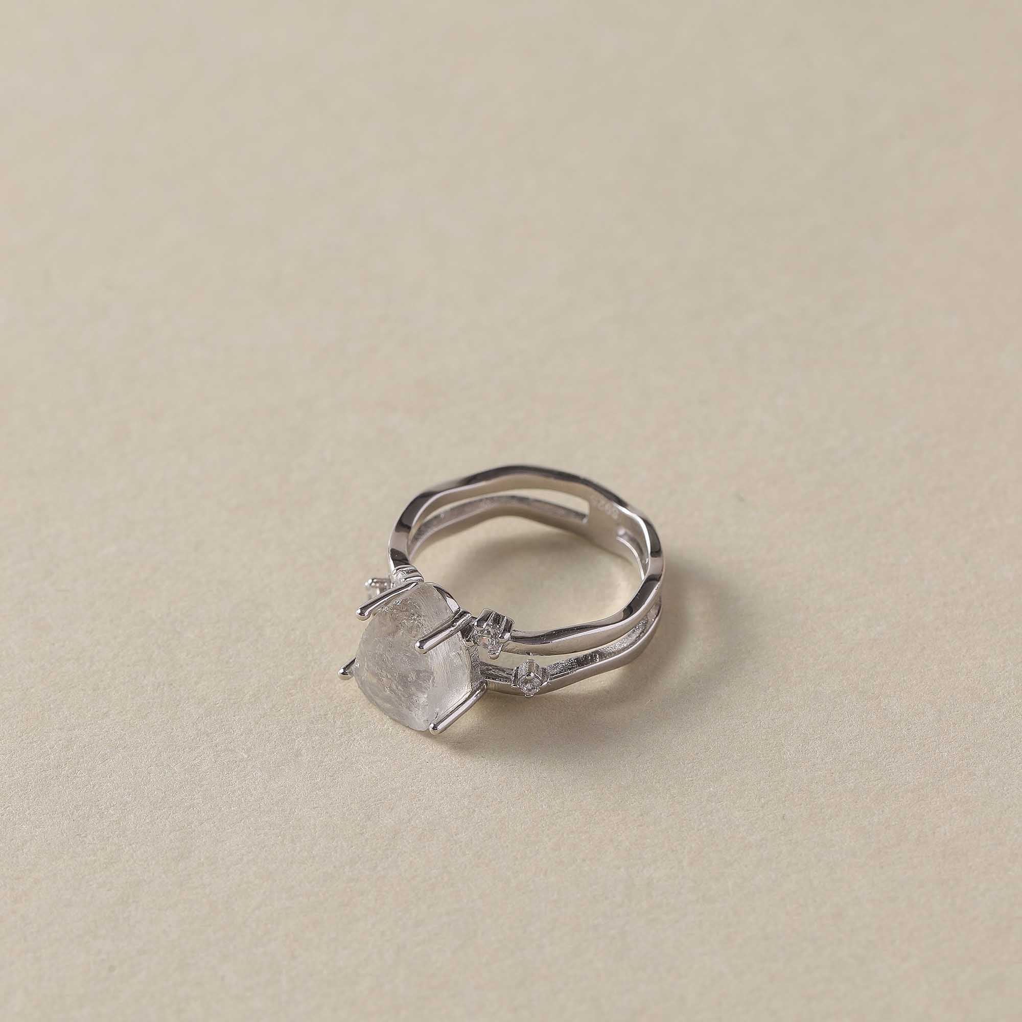 Lunar Serenity – Triangular Moonstone Ring