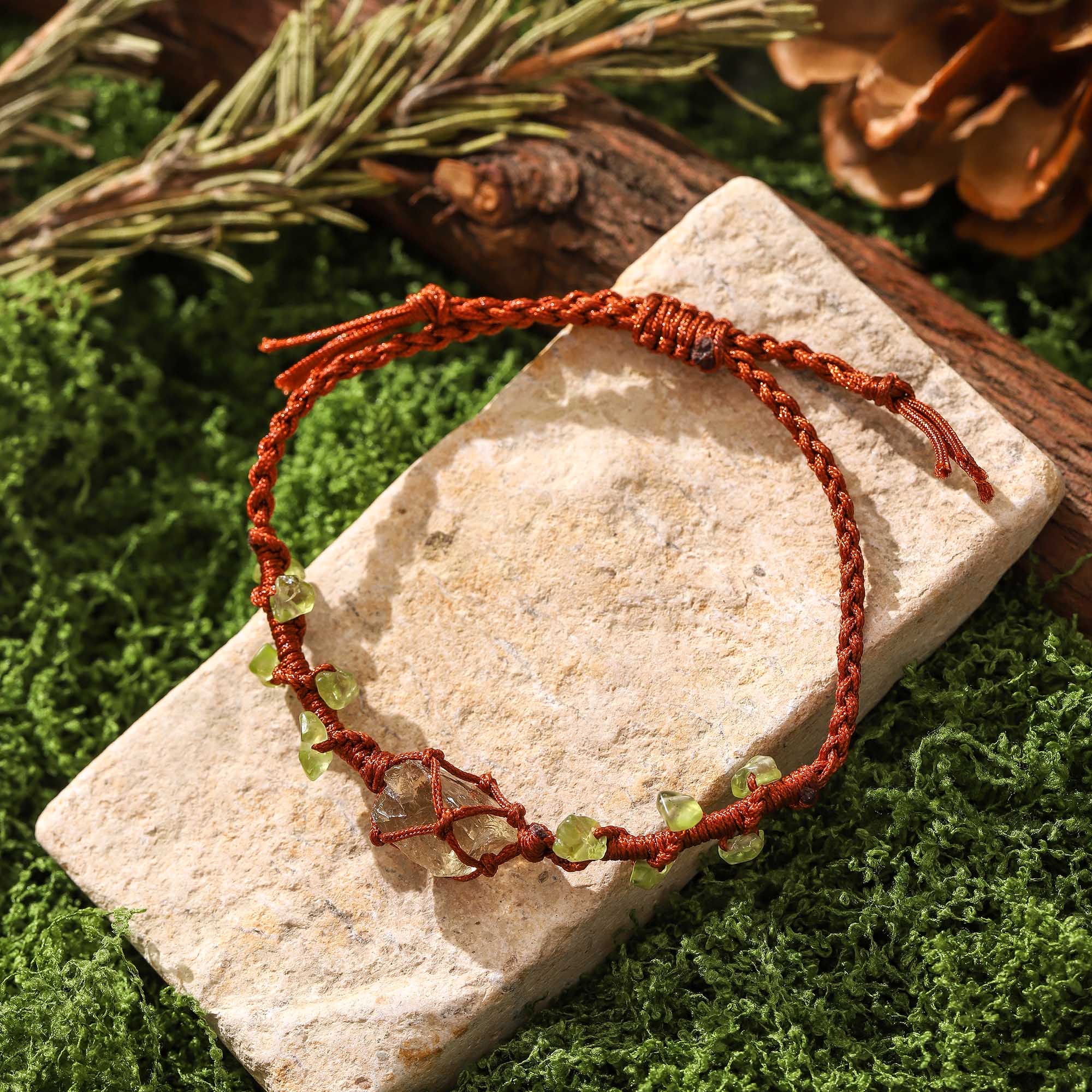 Forest Glow – Smoky Quartz & Peridot Woven Bracelet
