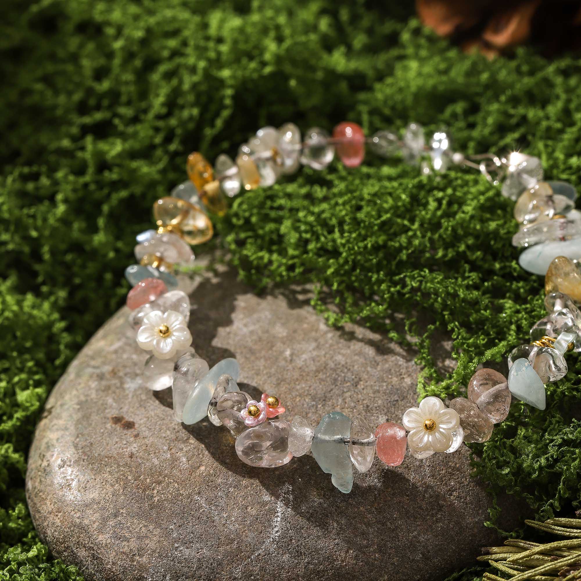 Spirit Radiance – Shamanic Energy Crystal Chip Bracelet