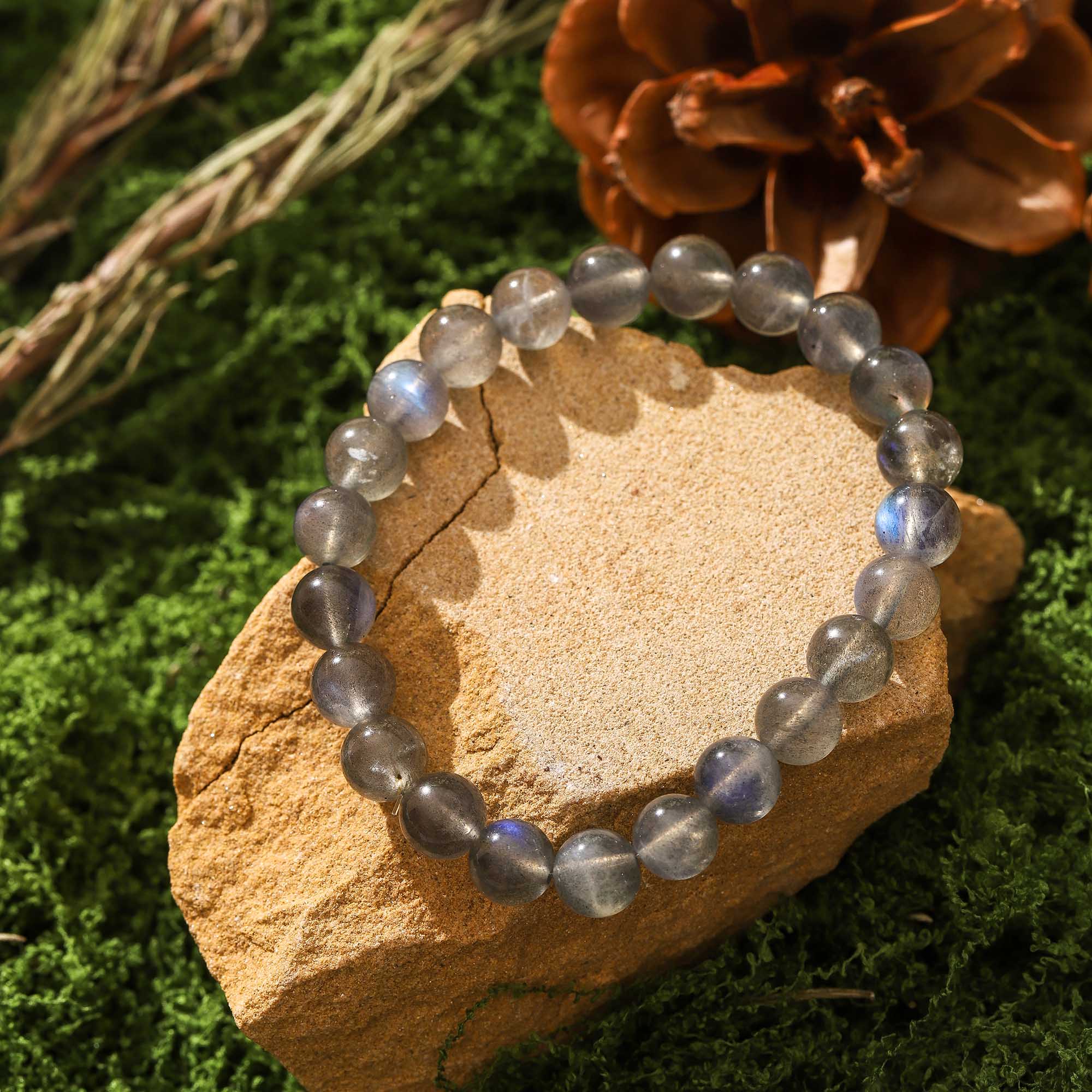 Twilight Shadow – Grey Moonstone Bracelet