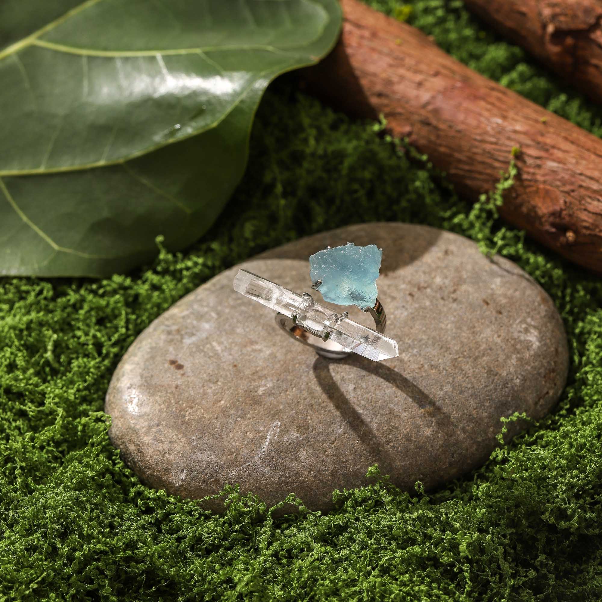 Sea Fish & Flying Birds – Aquamarine & Clear Quartz Raw Stone Ring