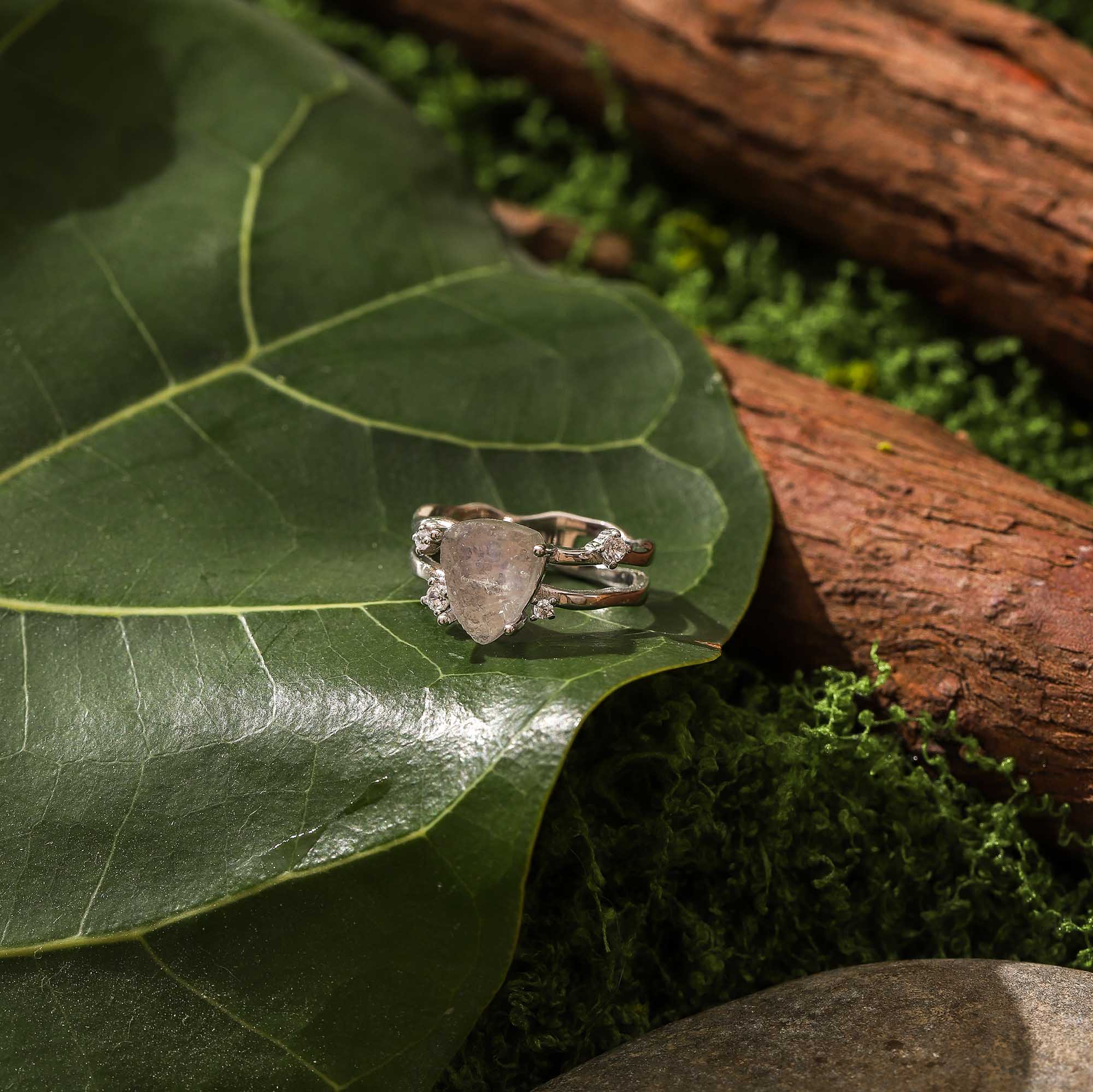 Lunar Serenity – Triangular Moonstone Ring