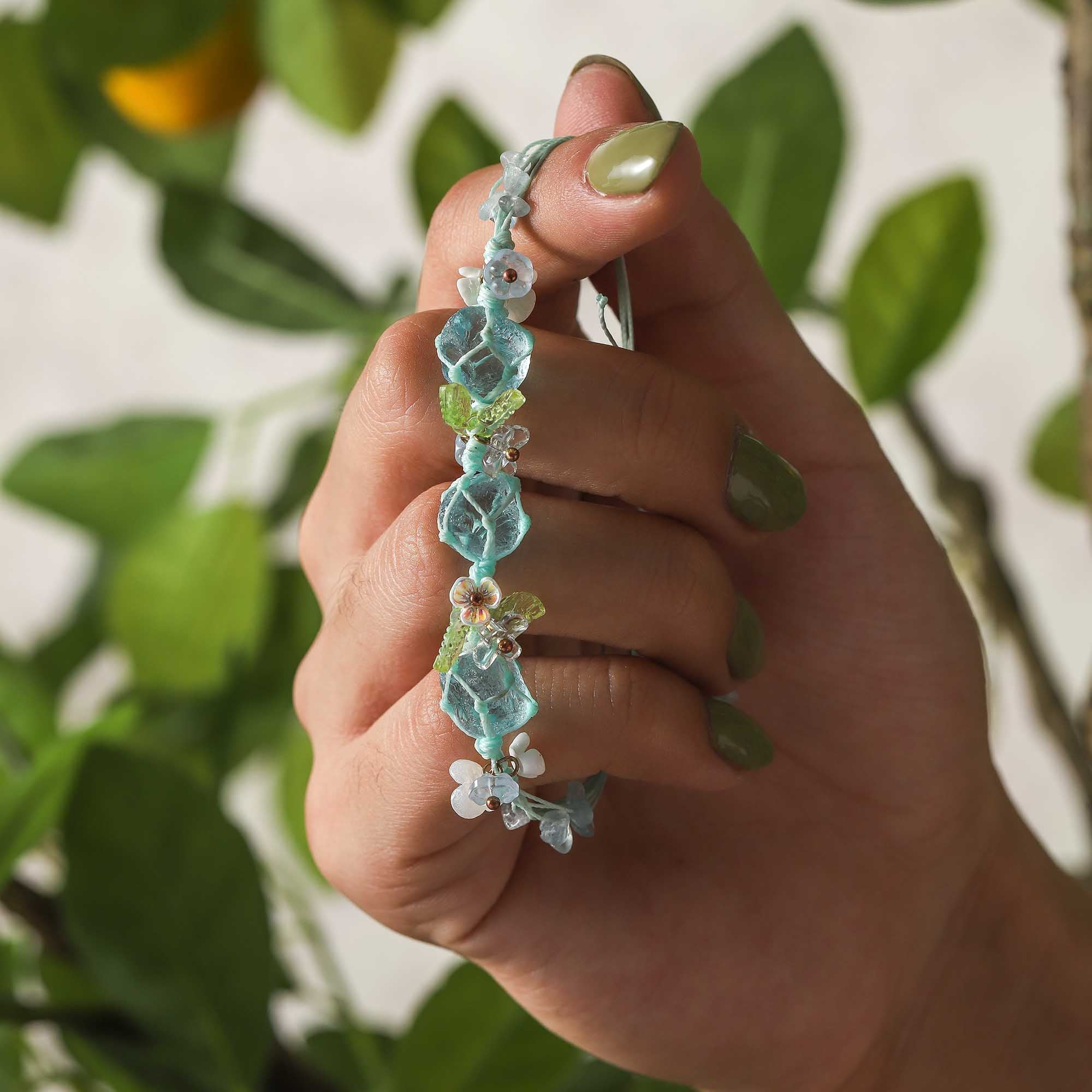 Sea Whisper – Blue Crystal Floral Bracelet