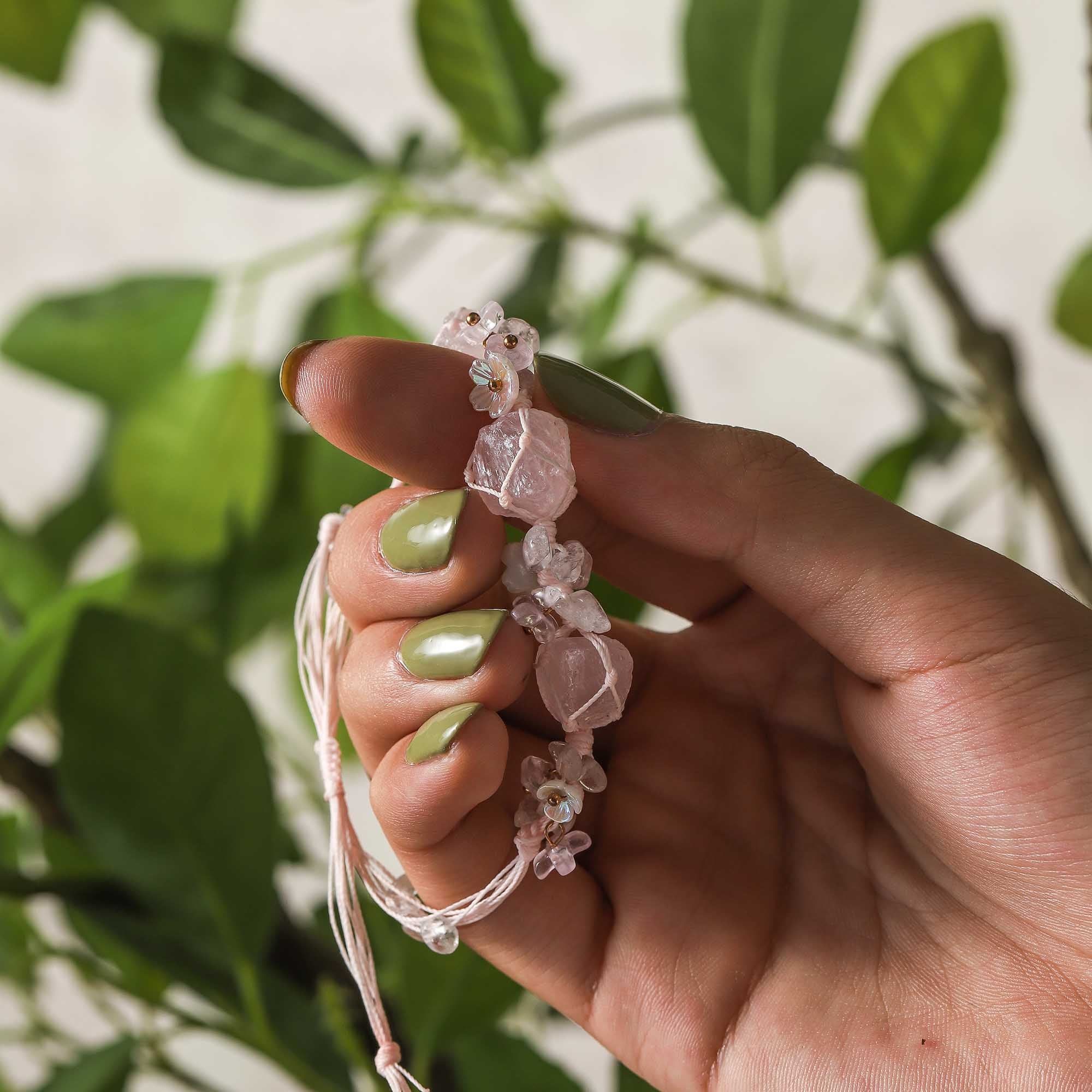 Dreamy Crystal – Rose Quartz Woven Bracelet