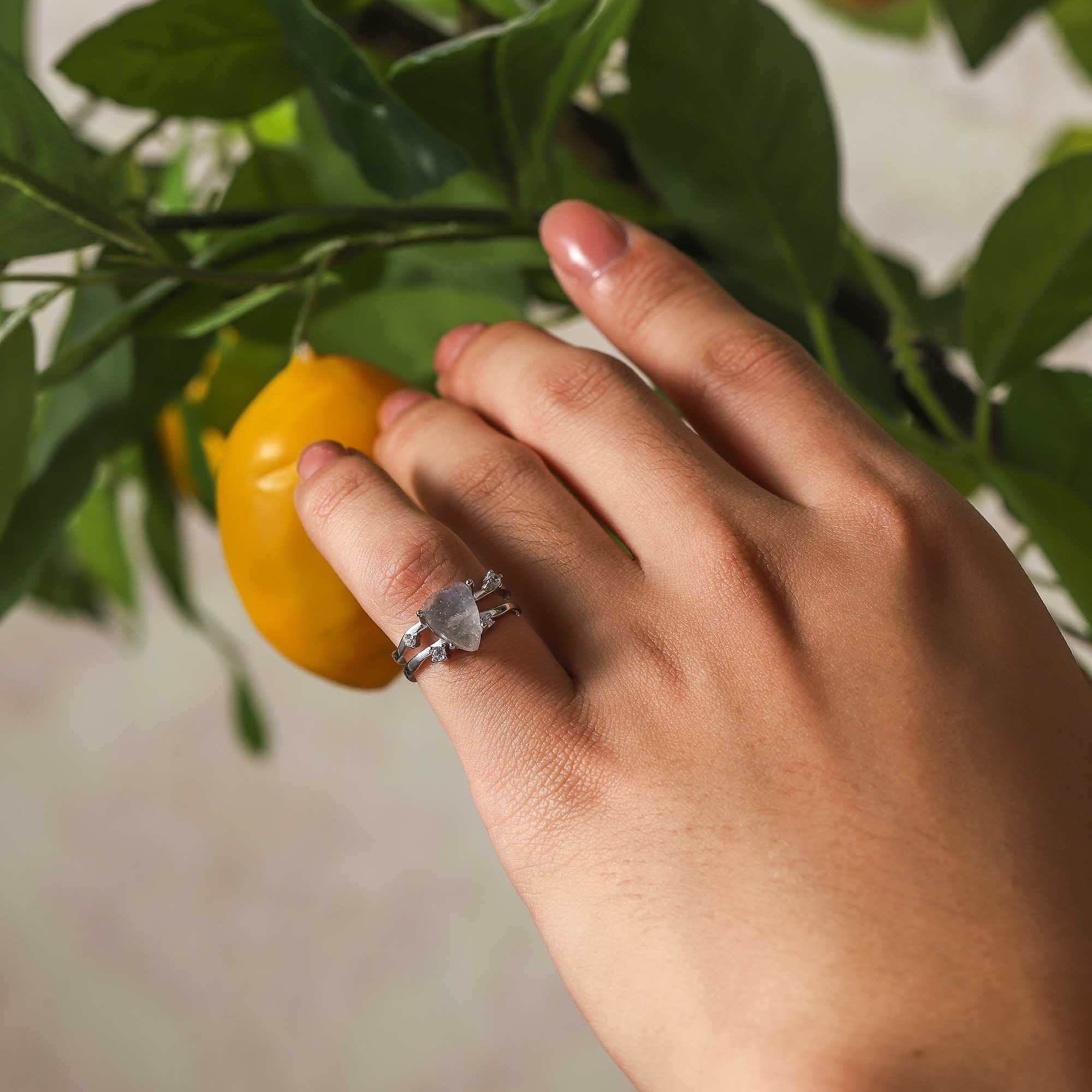 Lunar Serenity – Triangular Moonstone Ring