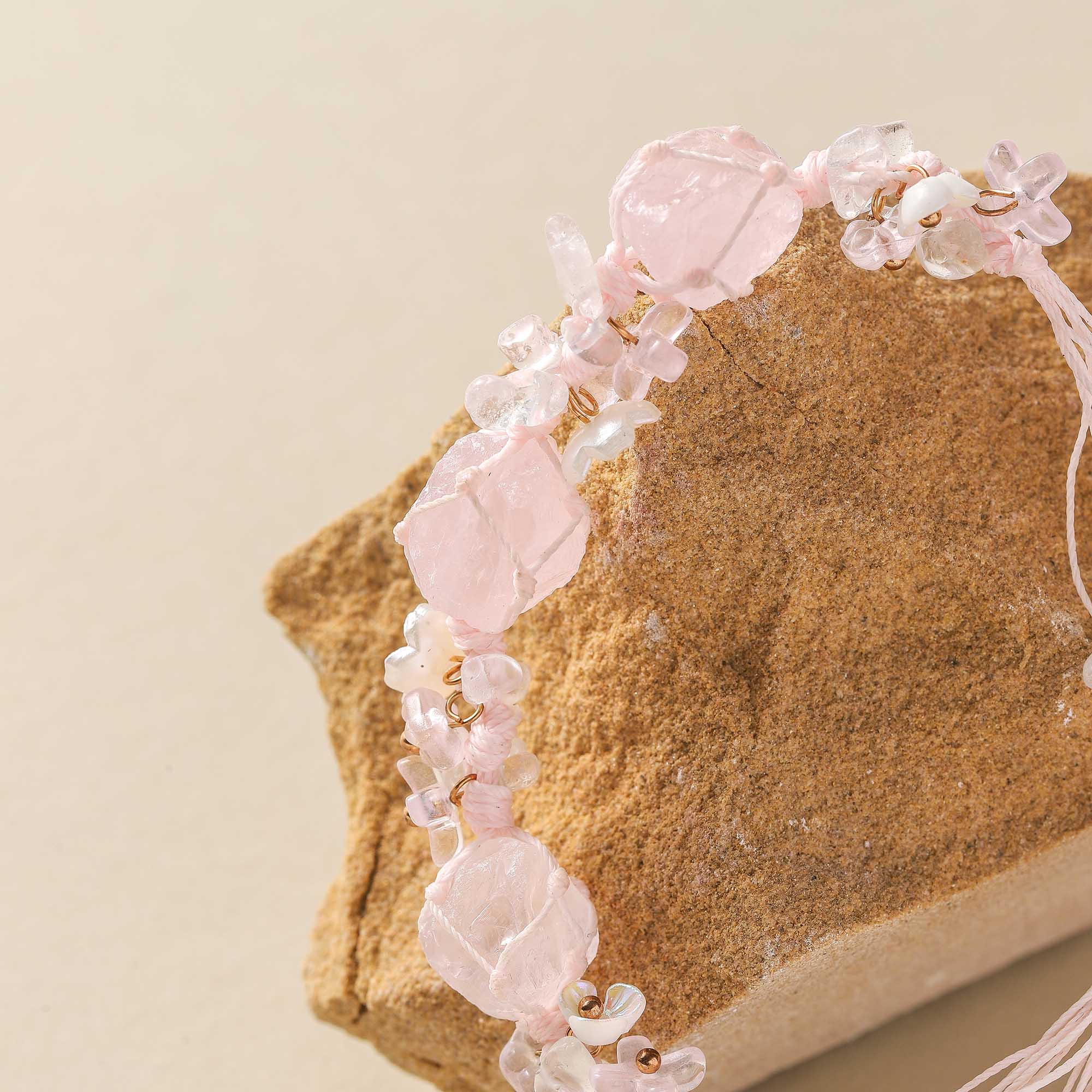 Dreamy Crystal – Rose Quartz Woven Bracelet
