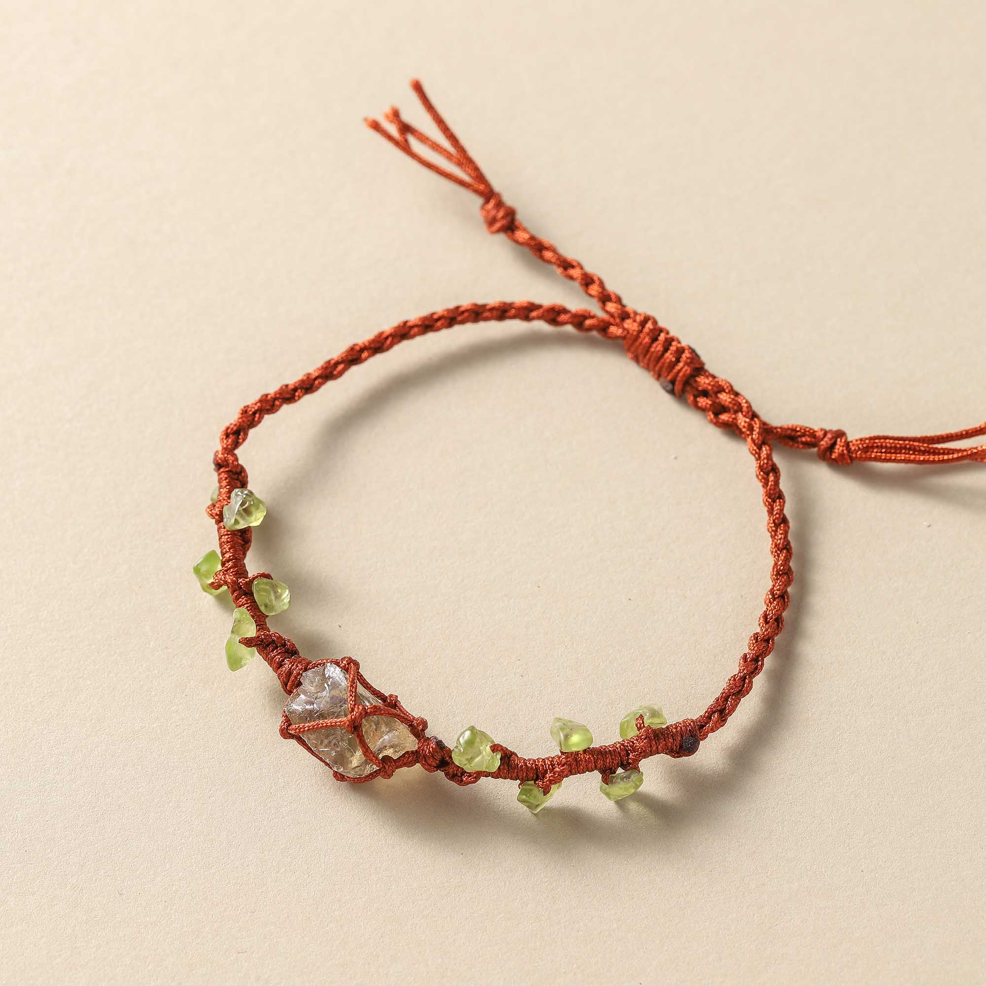 Forest Glow – Smoky Quartz & Peridot Woven Bracelet