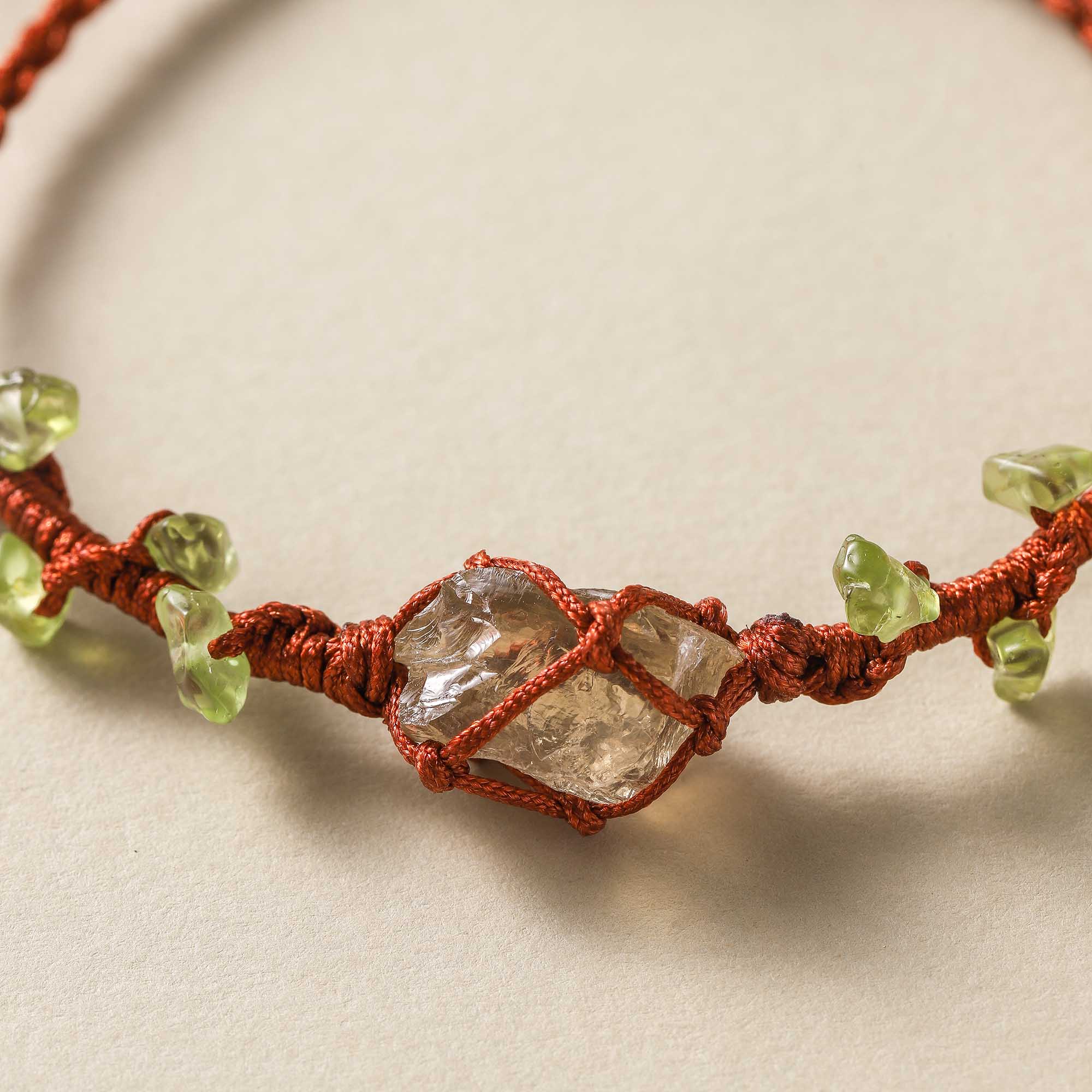 Forest Glow – Smoky Quartz & Peridot Woven Bracelet